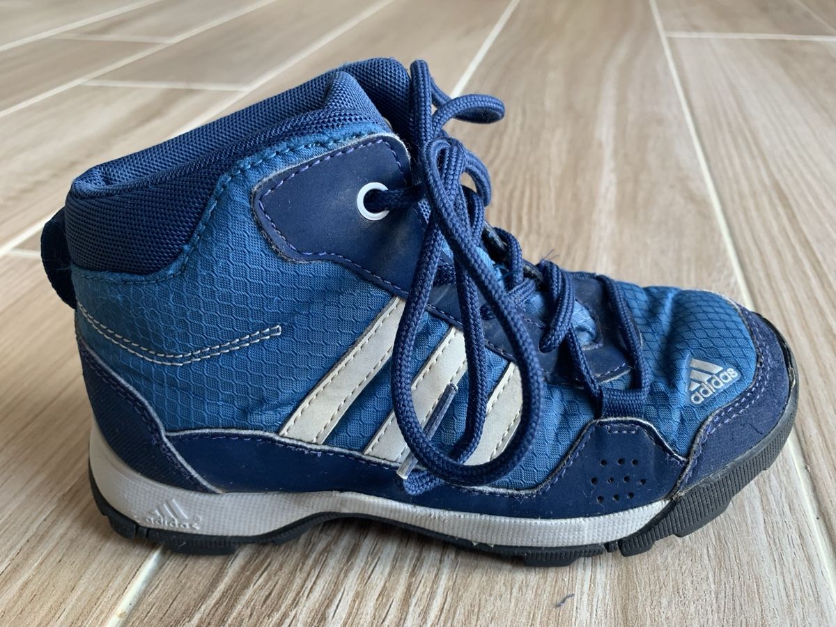 Adidas Scarpe per ragazzi: Adidas Wanderschuhe Gr. 30, Blau – Usato da Rudolfstetten venduto da Joyw 1