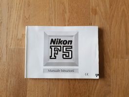 Nikon F5 (camera analogica) Manuale Istruzioni in italiano