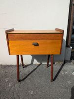 Vintage Design Nähtischli Kommode auf Rollen midcentury