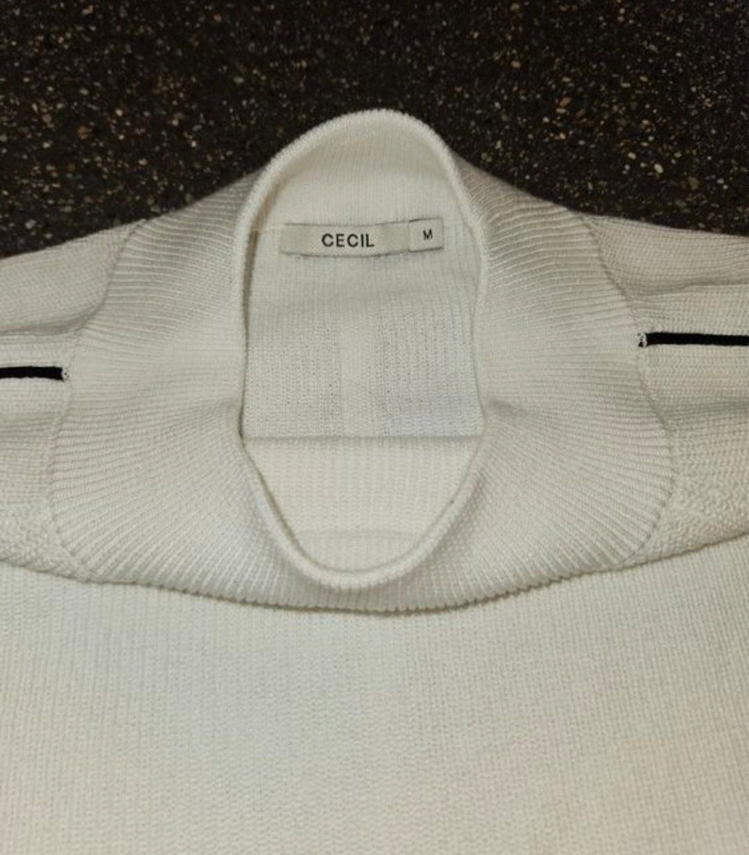 Cecil Maglioni & Felpe: Weisser Strickpullover Cecil M – Nuovo (secondo la descrizione) da Ormalingen venduto da nomolnoi 3