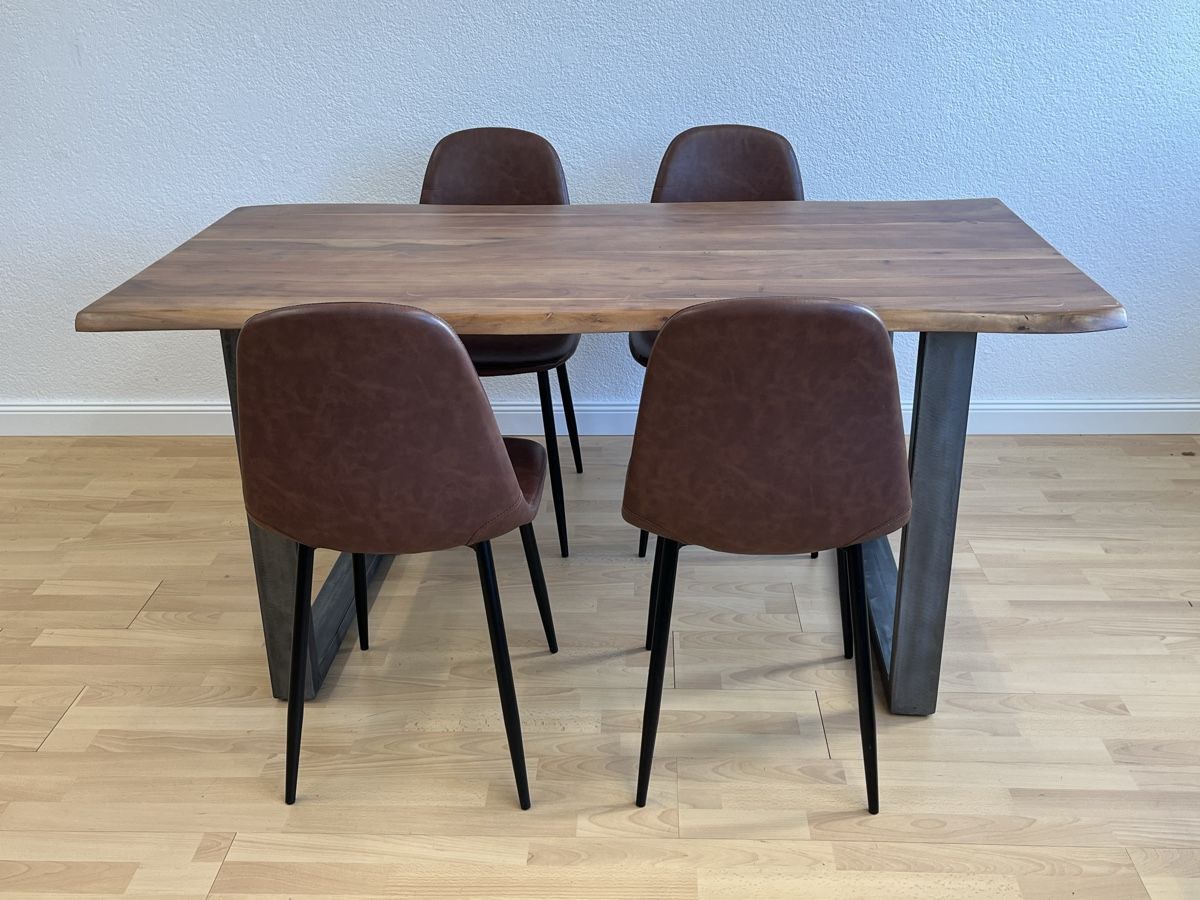 Set de table et chaises: Esstisch mit 4 Stühlen – D'occasion à Horgen par Grizzly83 9
