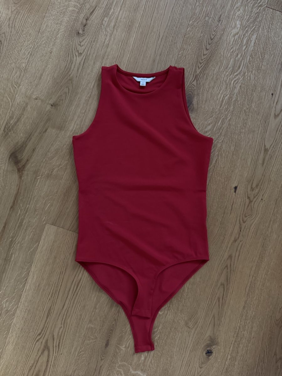 Next Tops: ROTER ÄRMELLOSER BODY – Neu (gemäss Beschreibung) aus Rain von vsekruto 2
