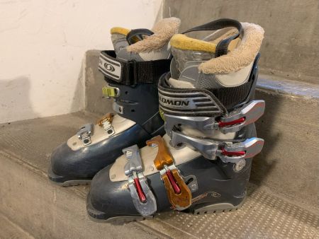 Skischuhe Salomon Damen (Grösse 23.5)