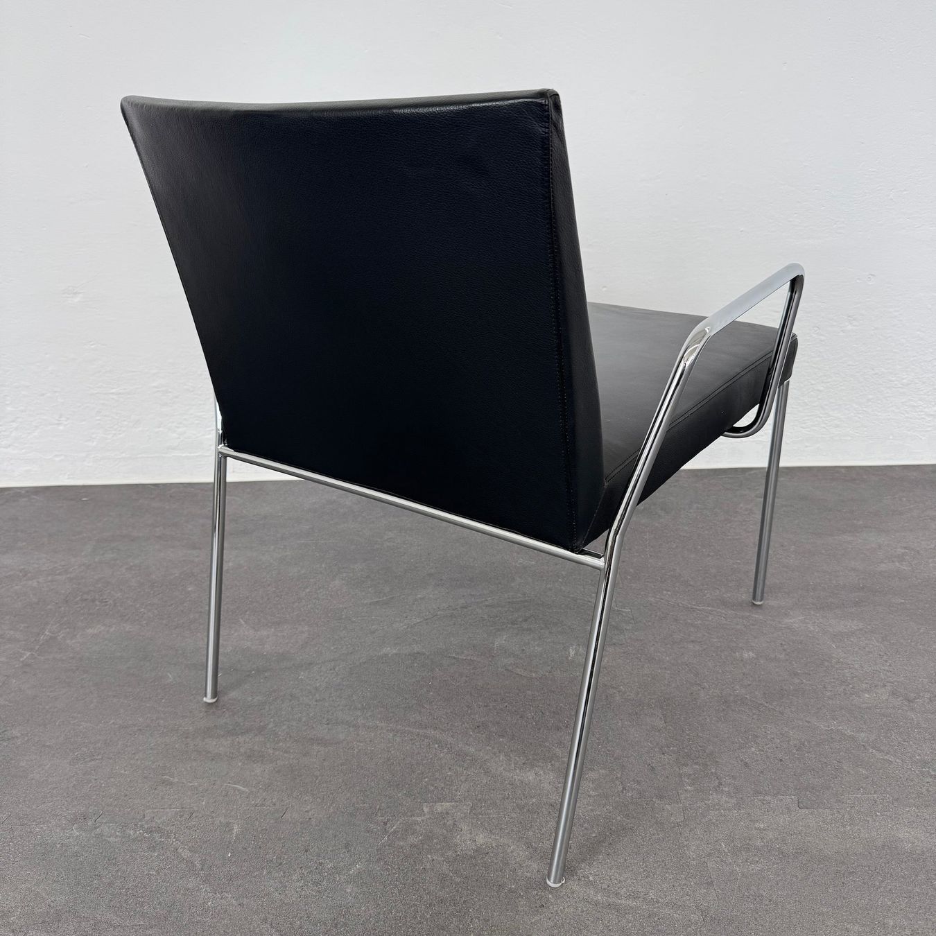Poltrone: Accademia Fina Lounge-Sessel – Usato da Schönenwerd venduto da mcofficeshop 3