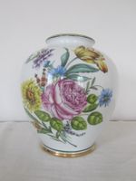 Schöne Porzellan Vase Blumenmuster, Dekorativ, Handgemalt