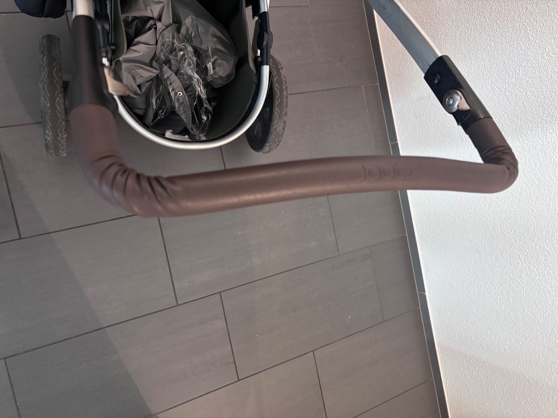 Joolz Carrozzine: Kinderwagen Joolz Geo2 – Usato da Bern venduto da Inah01 6