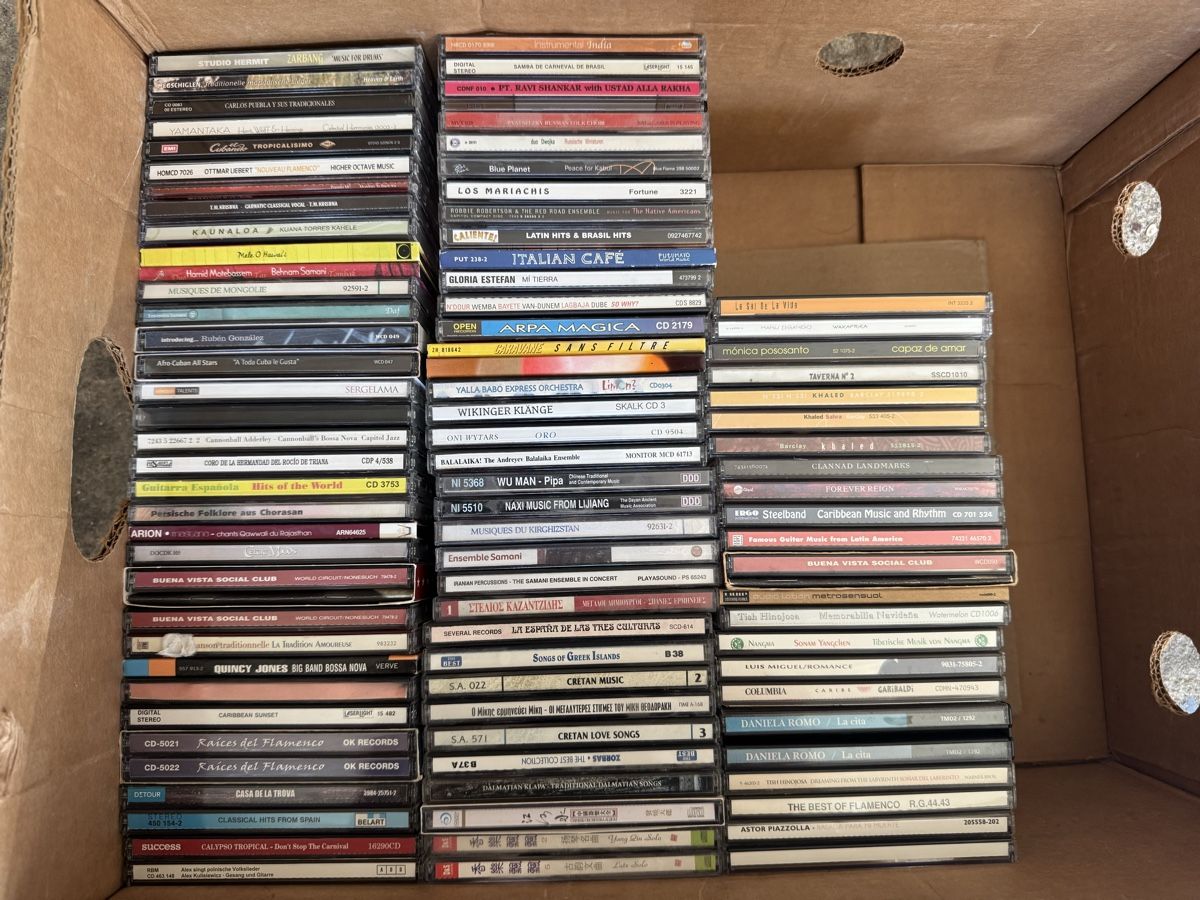 CDs: CDs Worldmusik – Gebraucht aus kriens von samoht6481733