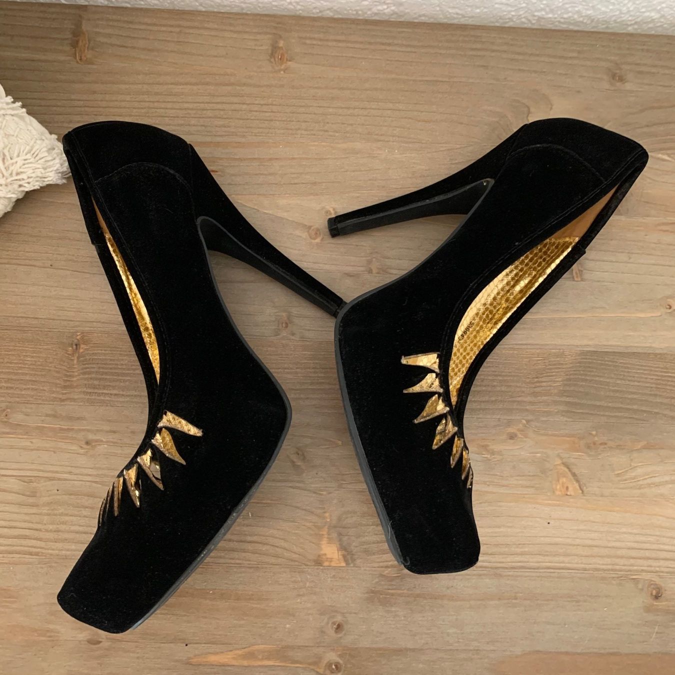 Scarpe da donna: Charlotte Russe Pumps Gr. 8 / 38.5 – Usato da Fislisbach venduto da KolibriSecondhand 7
