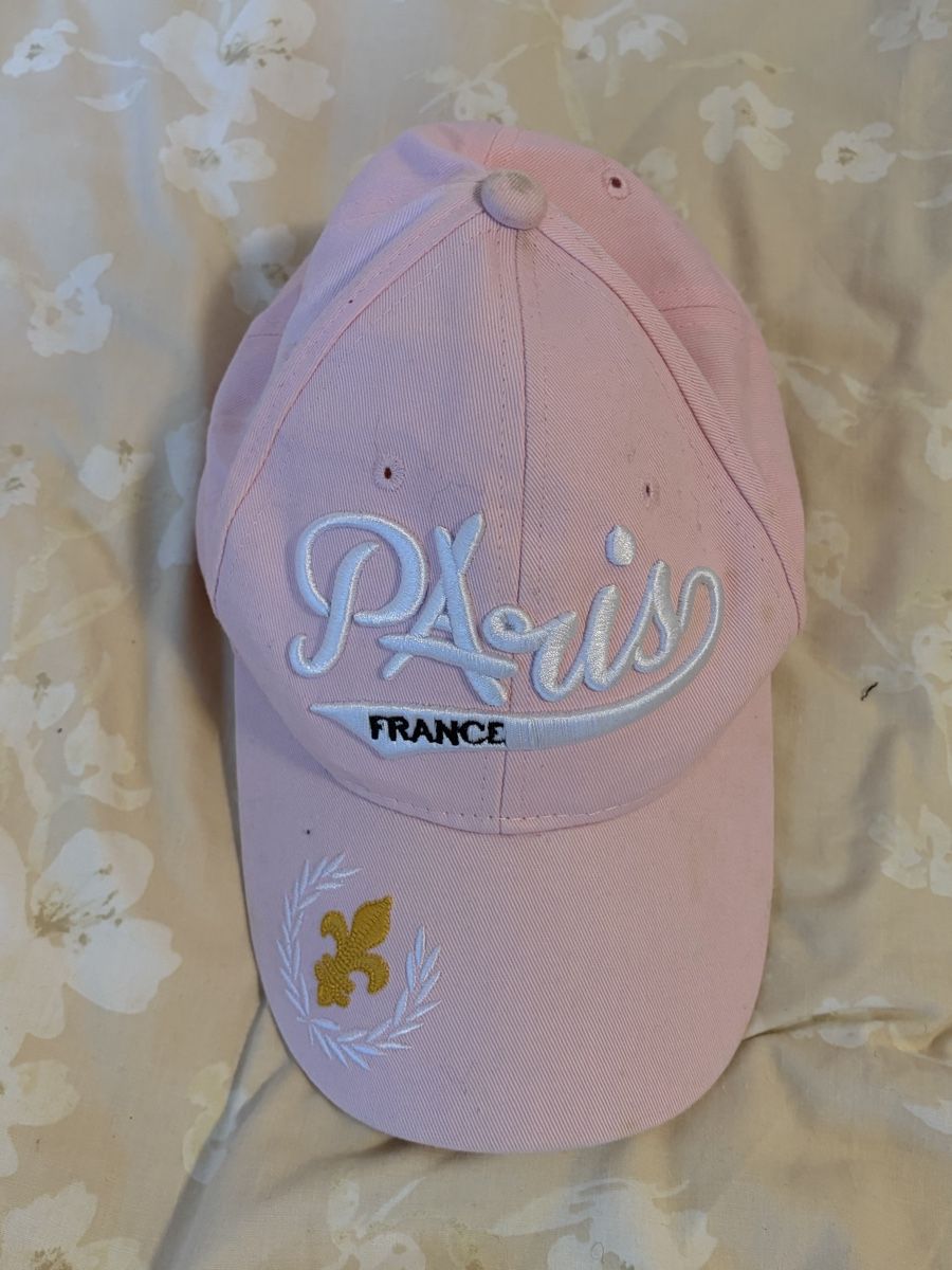 Copricapi, berretti & cappellini: Paris France Pink Cap – Usato da Chambésy venduto da tiffwears7