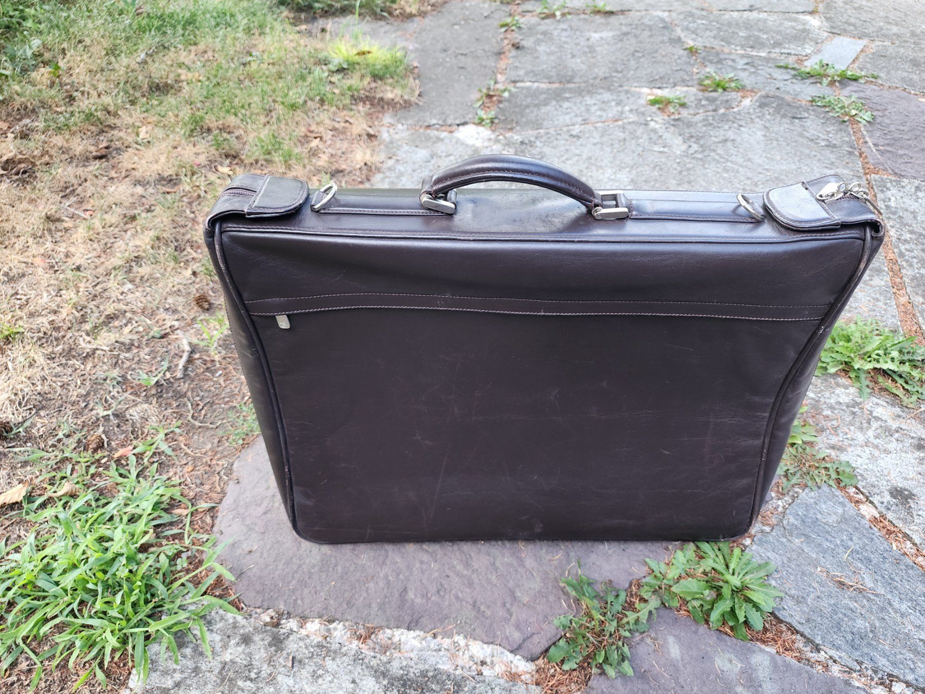Bally Borse: Ledertasche Bally für Hemden – Usato da Grabs venduto da Rusalu 1