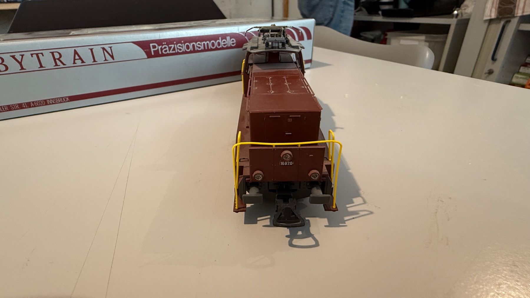 Hobbytrain Modellini di ferrovie: Hobbytrain Ee 6/6bII 16820 – Usato da Vevey venduto da lapuce01 5