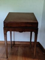 Petit bureau en pente
