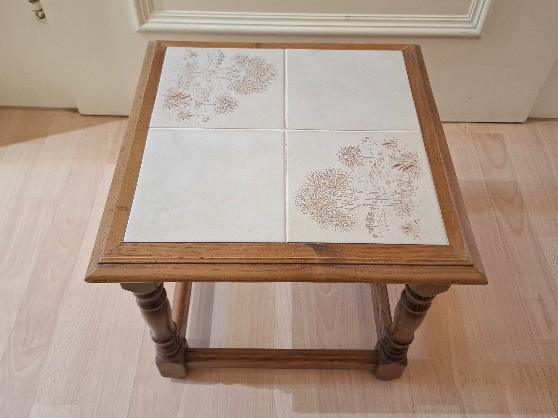 Tische: Vintage Beistelltisch Eiche 1970er Hocker Blumenständer – Gebraucht aus Zürich von bruzolda 2