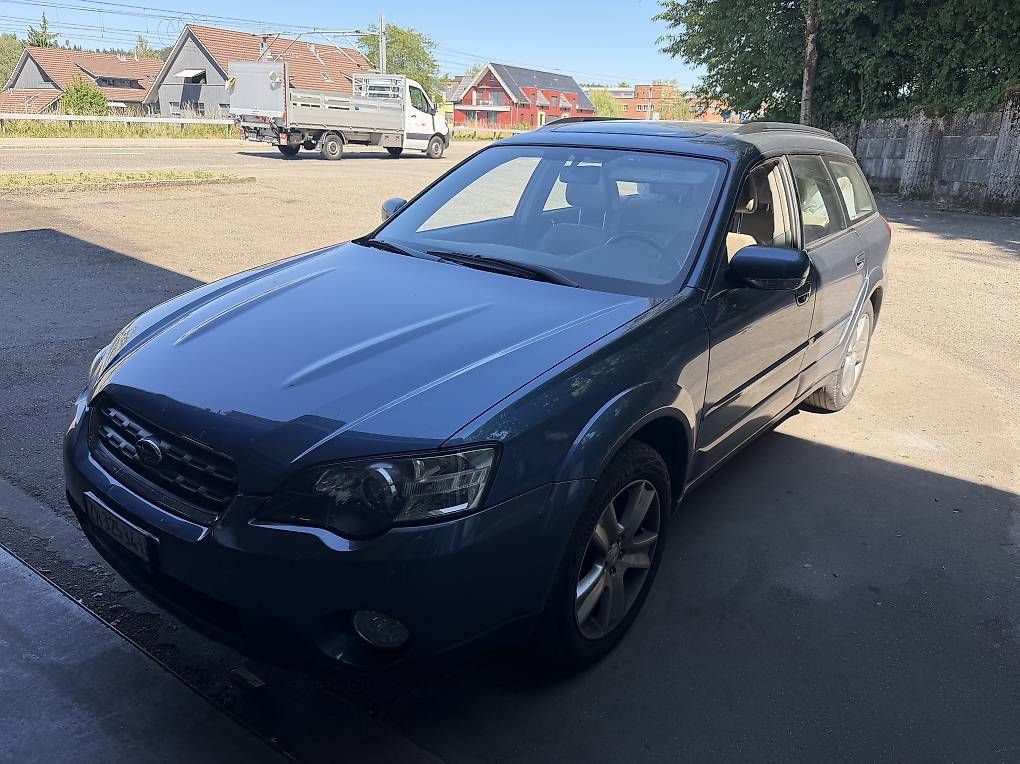 Automobili: Subaru outback 3 Liter Automat Leder Klima  – Usato da Winterthur venduto da Sinoregi 1