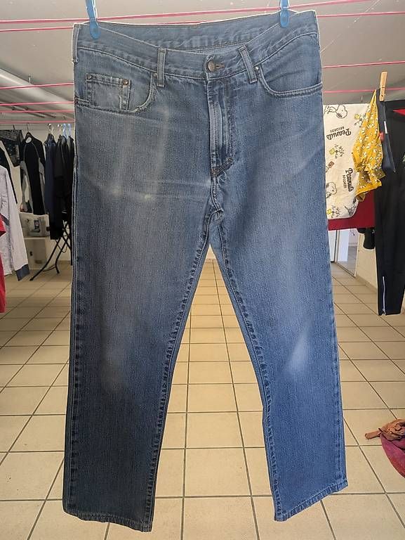 Hosen: 2x Pantalon Lacoste et Versace taille 30 – Gebraucht aus Sonceboz-Sombeval von michael.l 3