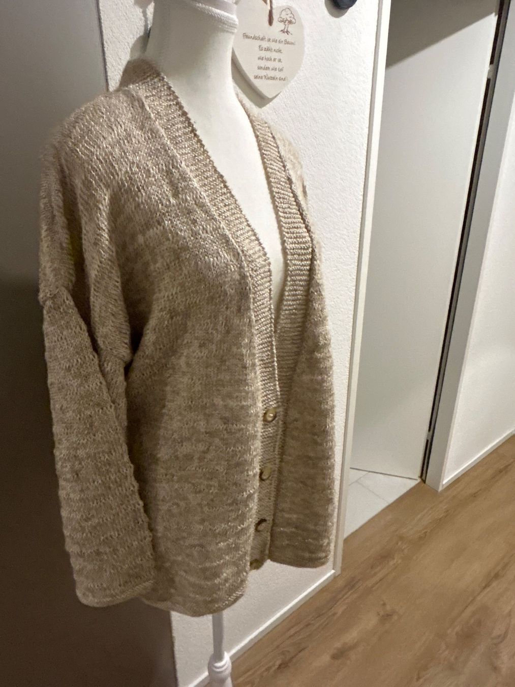Giacche: Flauschige Strickjacke beige selbstgestrickt – Usato da Brunnen venduto da Nala2929 2