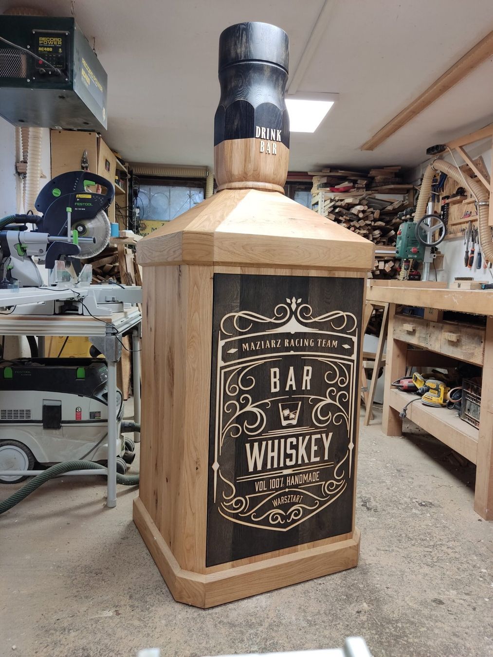 Tutte le decorazioni: Mega gross Whiskyflasche – Premium Bar - Eiche – Nuovo e nell'imballaggio originale da Grenchen venduto da inf_h9fb