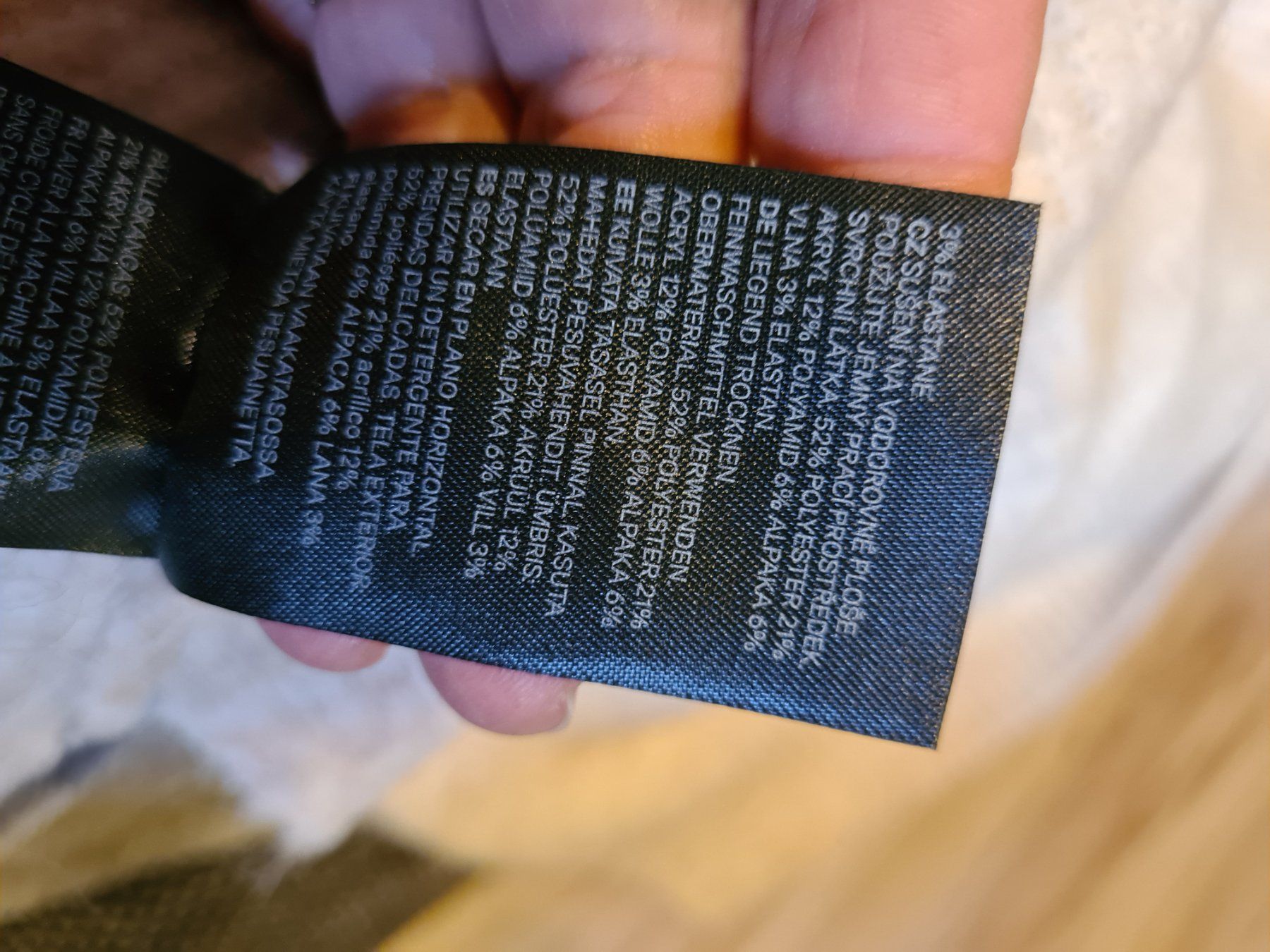 Maglioni & Felpe: Neues Kapuzzenpulli mit Shirt gr.M – Usato da Ferden venduto da jemyce 9