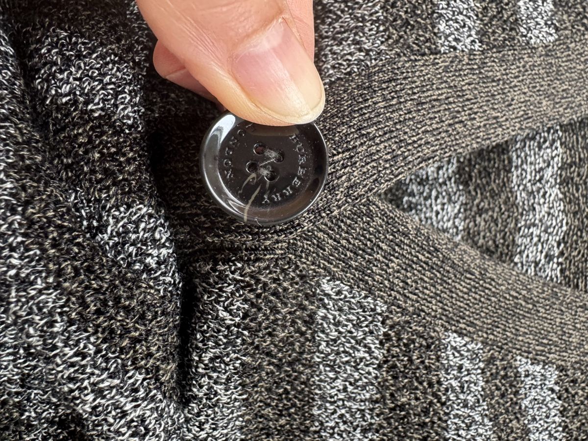 Burberry Maglioni & Felpe: Burberry sweater, cardigan – Usato da Basel venduto da mimi8668 2