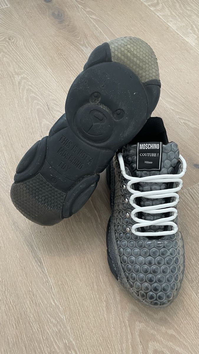 Moschino Chaussures hommes: Baskets Moschino – D'occasion à Chancy par BeniBen26 1