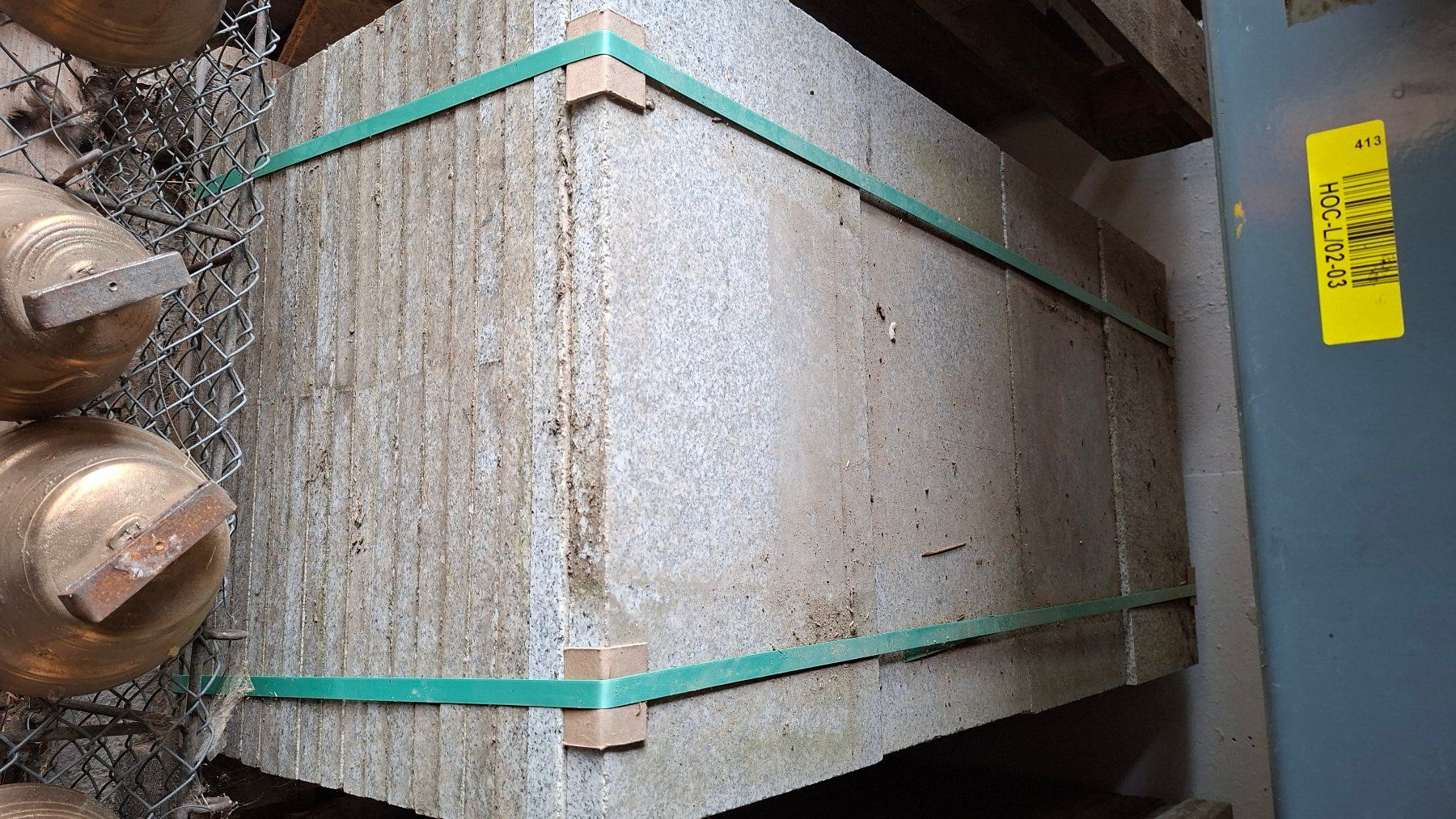 Rivestimenti per pavimenti: Granit Steinplatten 60 x 30 ca. 50m2 – Usato da Wilen b. Wil venduto da Kuss03 1