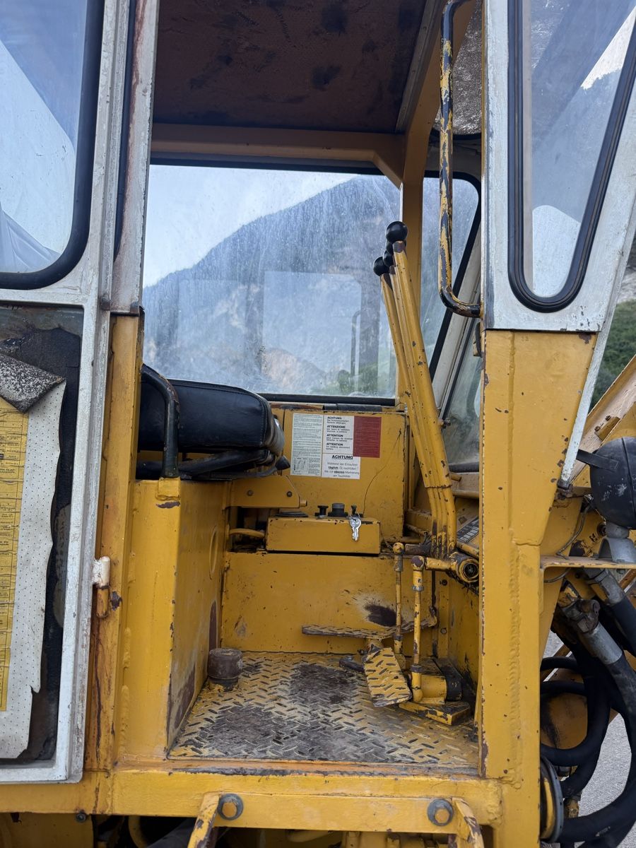 Menzi Muck Bagger: Menzi Muck 3000 – Gebraucht aus Villeneuve VD von Tiennot 1