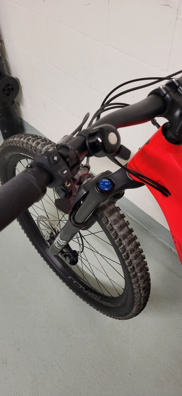 Specialized Velos: LEVO SL COMP SPECIALIZED Trail All Mountain MTB E-Bike – Gebraucht aus Allschwil von rockindanny 3