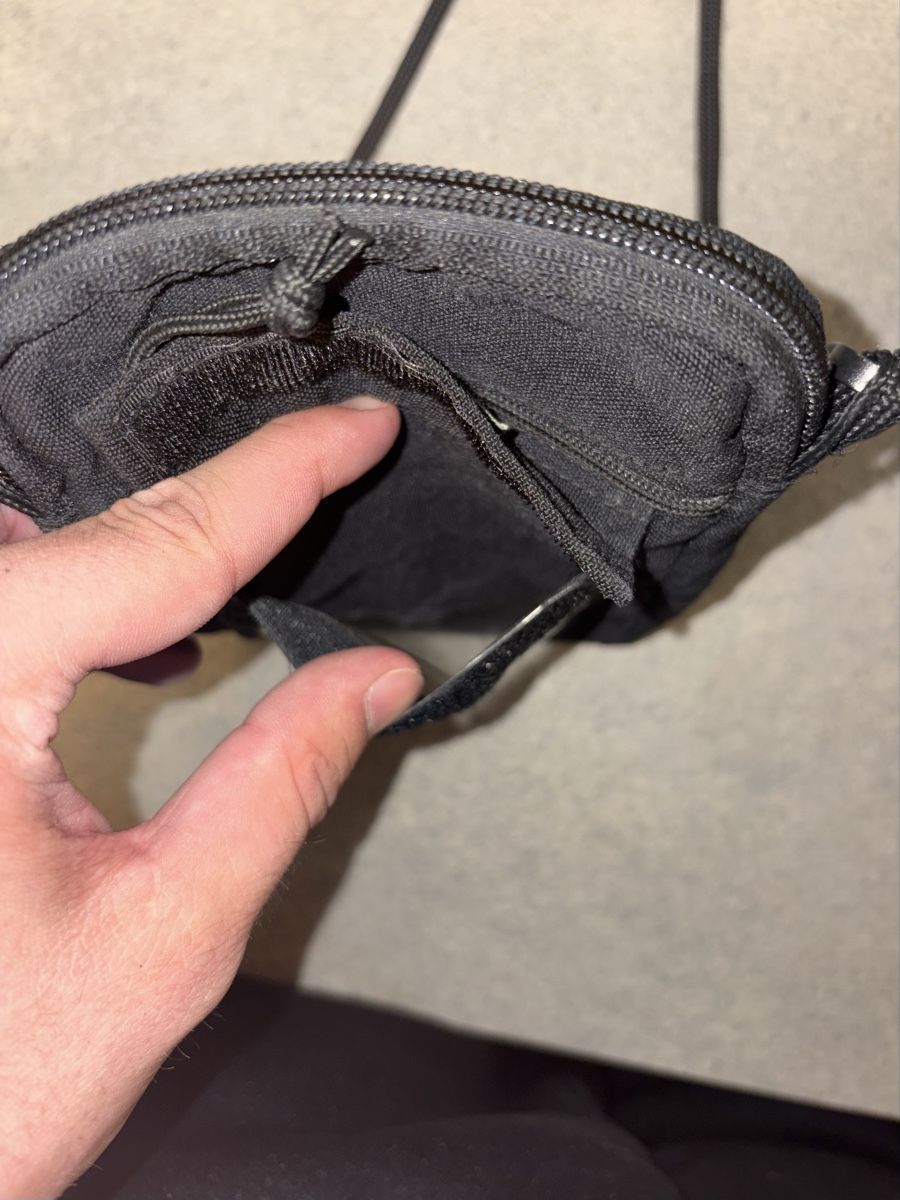 Supreme Sacs: Supreme Umhängetasche – D'occasion à Sursee par cheffe05 2