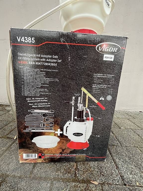 Tutti gli attrezzi: Vigor V4385N Öl Einfüllgerät mit Adapter Satz – Usato da Beinwil am See venduto da peety 4
