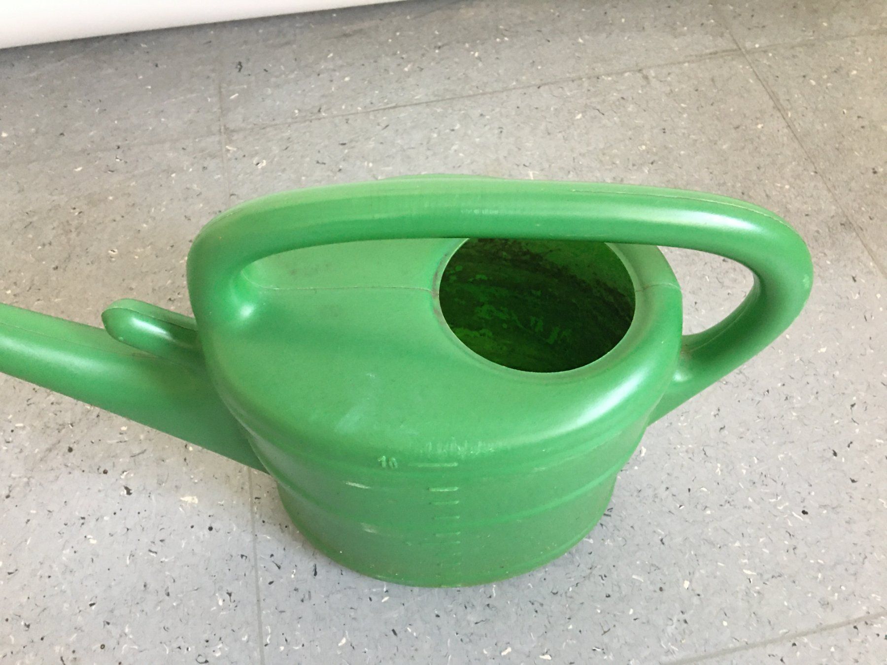 Bewässern & Giessen: 10 Liter Giesskanne – Gebraucht aus Olten von  1