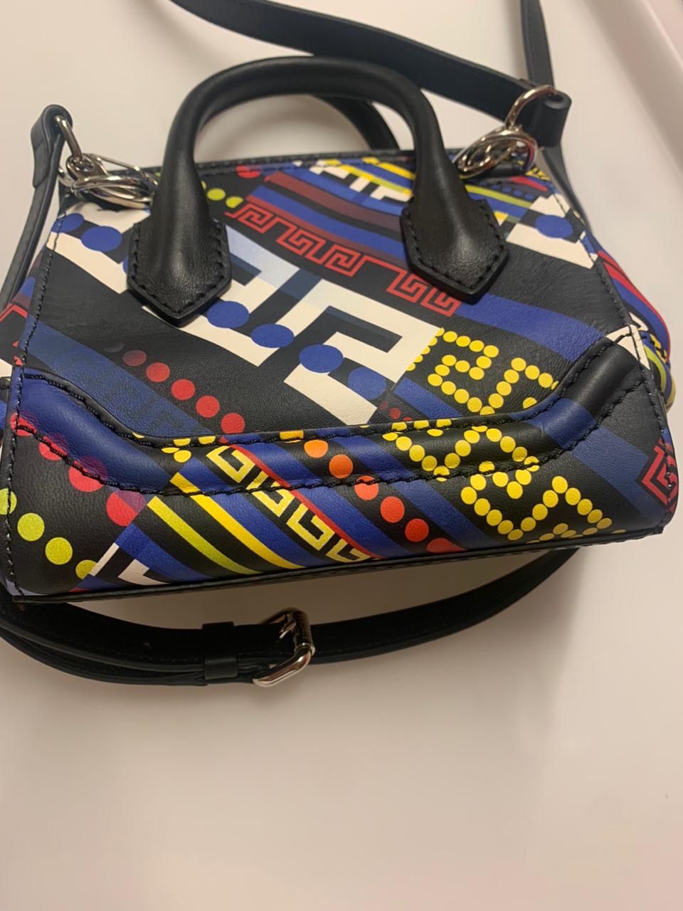 Versace Taschen für Damen: Versace Handtasche - EXKLUSIV – Gebraucht aus Mauren von SB1606 3