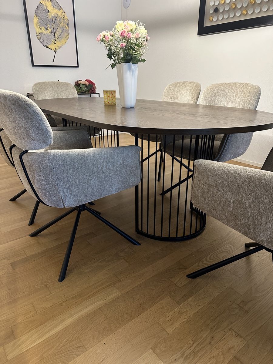 Tavoli: Esstisch 220x110x75 – Usato da Hunzenschwil venduto da Semko2 4