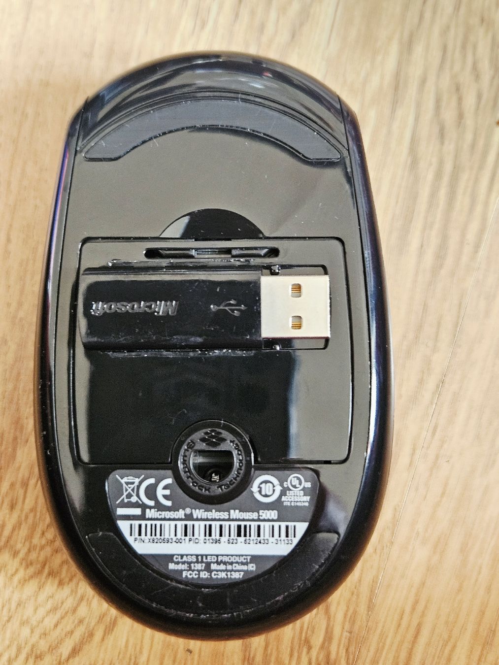 Microsoft Mouse: Microsoft Wireless Mouse 5000 - Top Zustand! – Nuovo (secondo la descrizione) da Neftenbach venduto da Wummwila 1