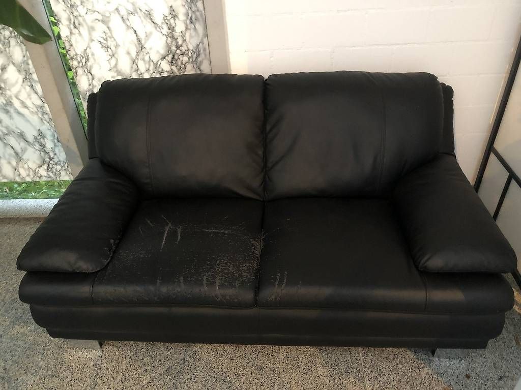 Sofas: Schwarzes Sofa - 2-Sitzer – Defekt aus Glattbrugg von amzh