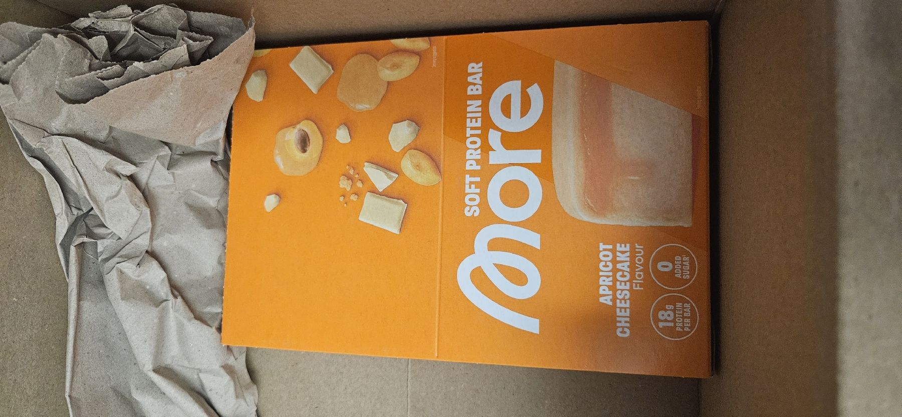 More Nutrition Cibi & Specialità: More Soft Protein Bar Aprikose Cheesecake  – Nuovo e nell'imballaggio originale da Schlieren venduto da Disneylover 1