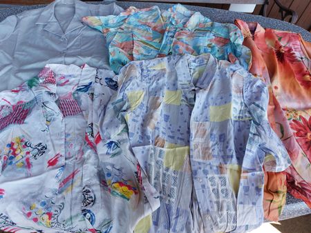 Bunte Sommerblusen-Set, 5 Stk., Gr. M, leicht und luftig!