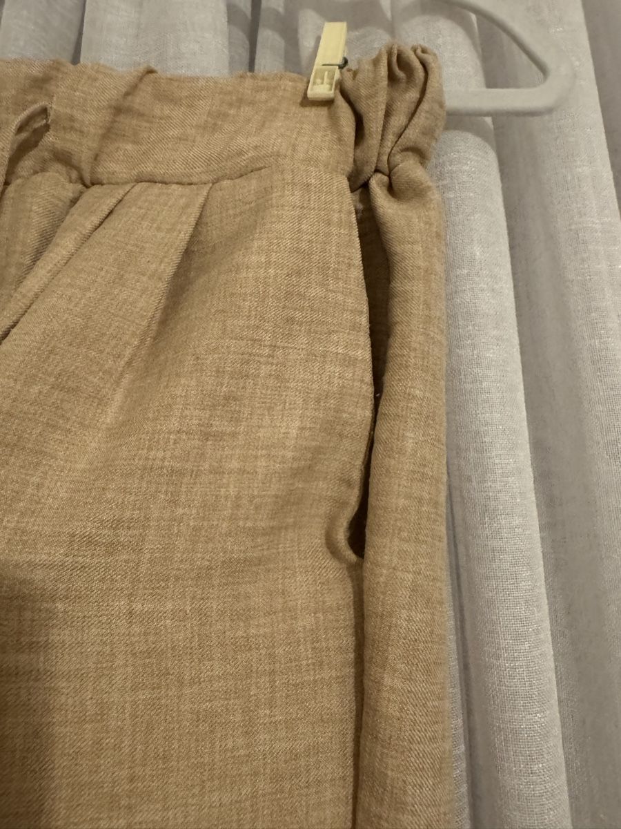 Hosen: Sommerhose, Beige, Grösse S – Gebraucht aus Neuenegg von mel_5pnq 1