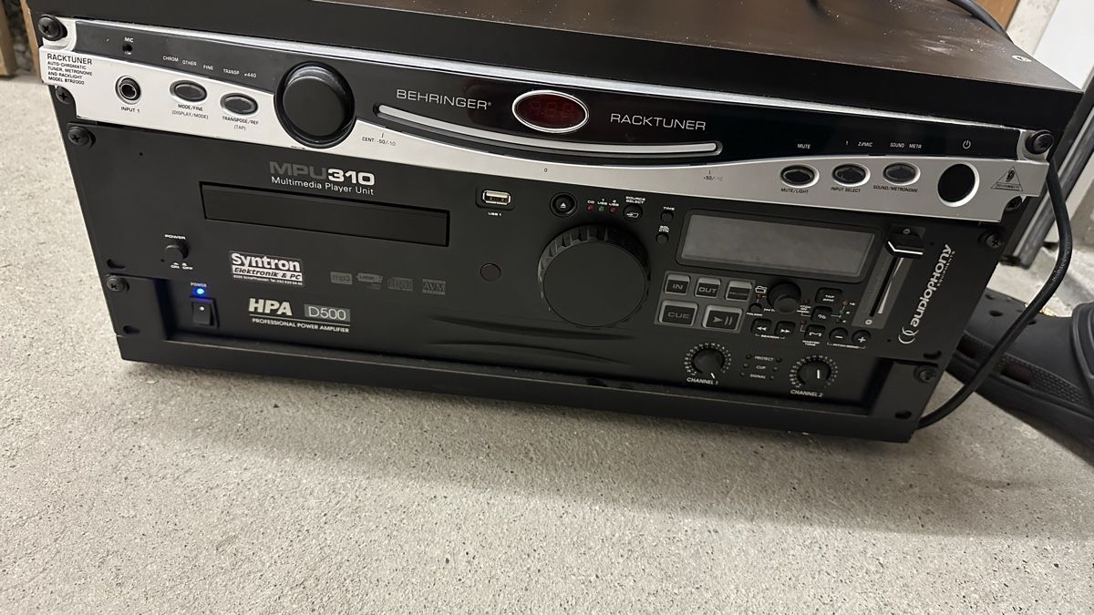 Altri accessori: Audio Rack Behringer BTR2000 / MPU310 / HPA D500 – Usato da Winterthur venduto da yan_mzy9 2