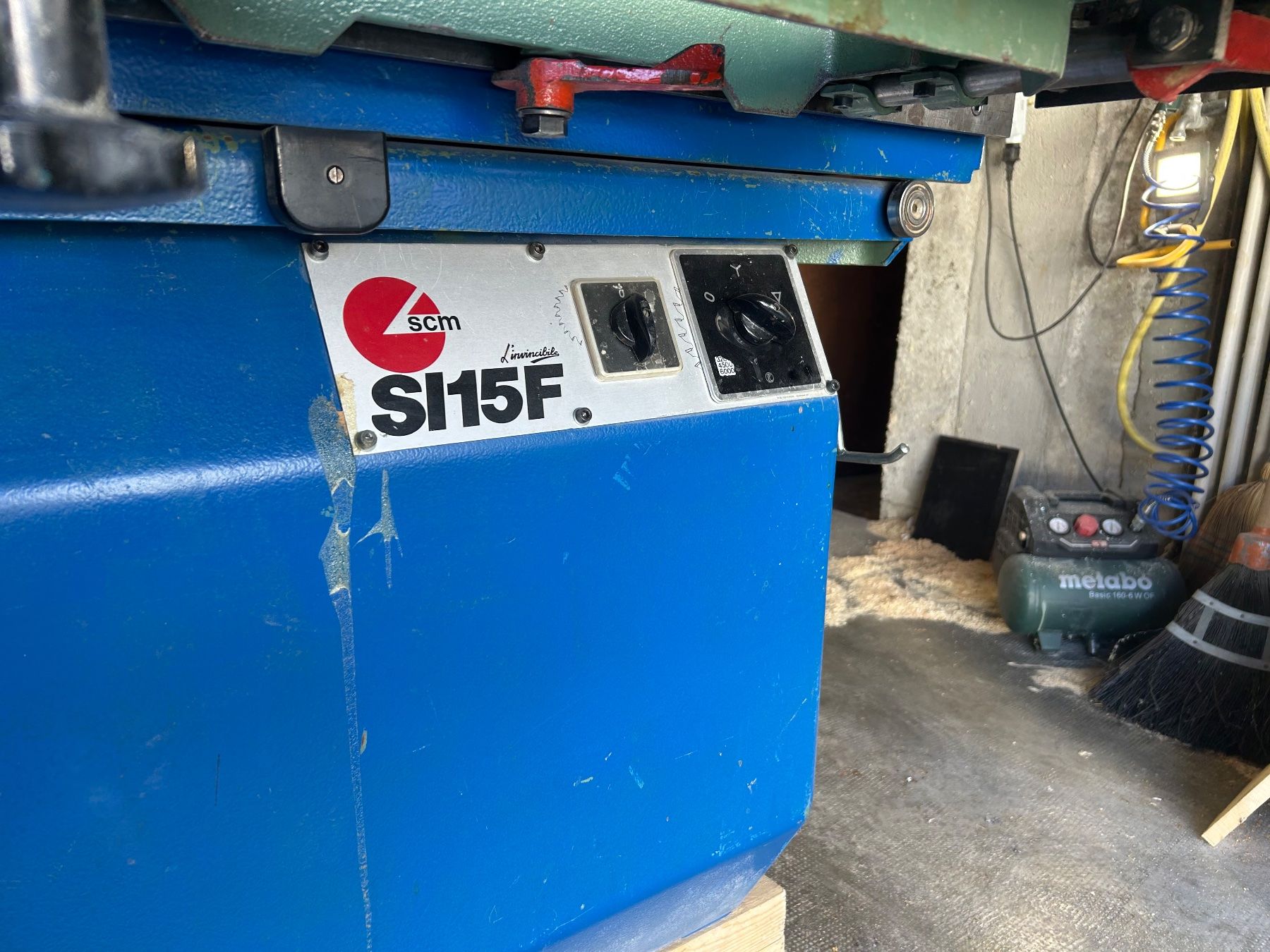 SCM Alle Maschinen: Scie à format SCM avec inciseur – Gebraucht aus Le Locle von yan_nvf9 2