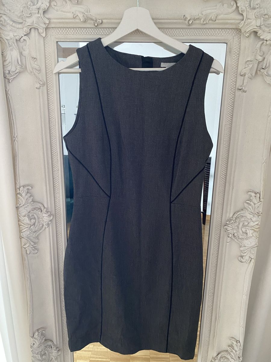 H&M Vestiti: Graues Businesskleid H&M Gr. 40 eher 38 – Nuovo (secondo la descrizione) da Unterengstringen venduto da cck_