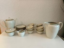 Geschirrset - 58-teilig - mit Goldrand