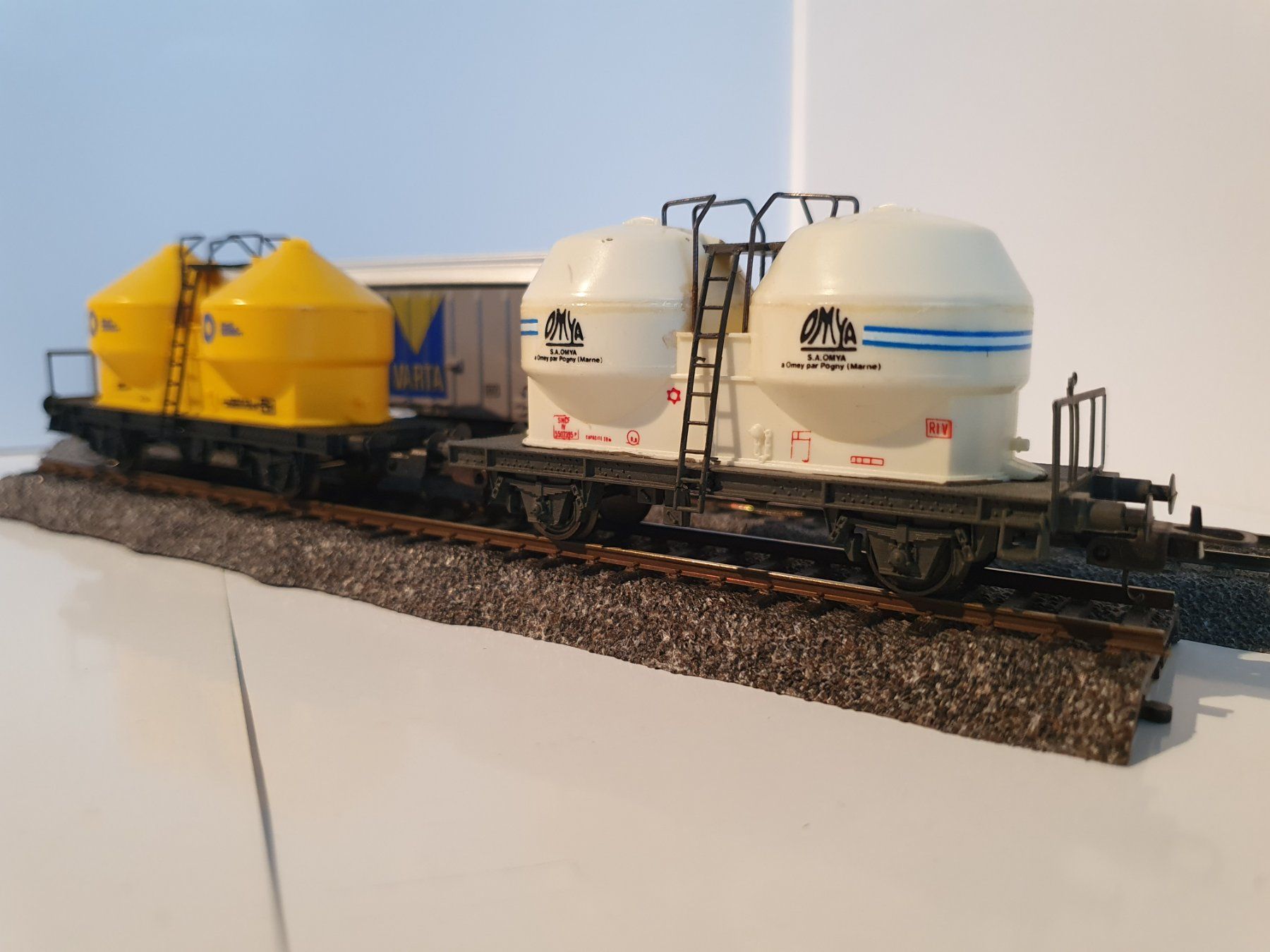 Lima Modellini di ferrovie: 3 Lima Güterwagen / DC / 1:87 – Usato da Zürich venduto da BLS58MA 3