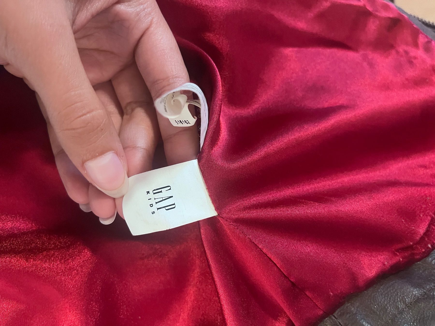 Jacken: GAP Kinder-Lederjacke – Gebraucht aus Kriens von val_8tzm 3