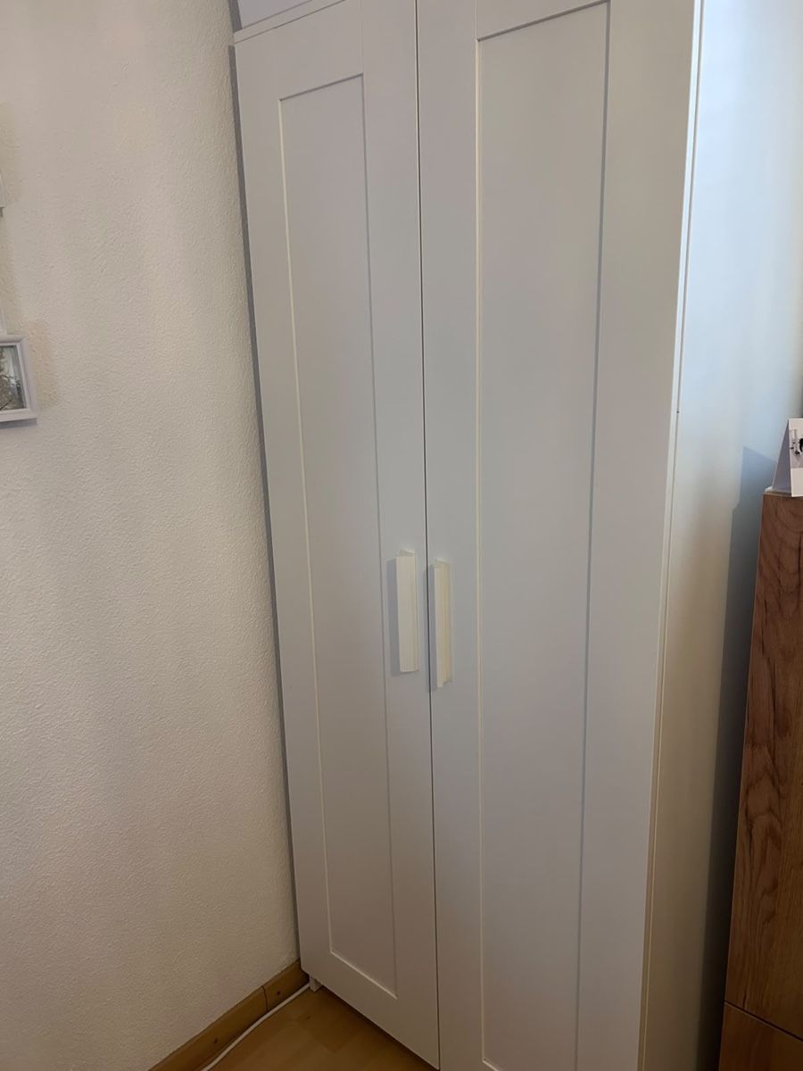 Betten: Gästebett mit Kleiderschrank – Gebraucht aus Sachseln von all_v9t7 7