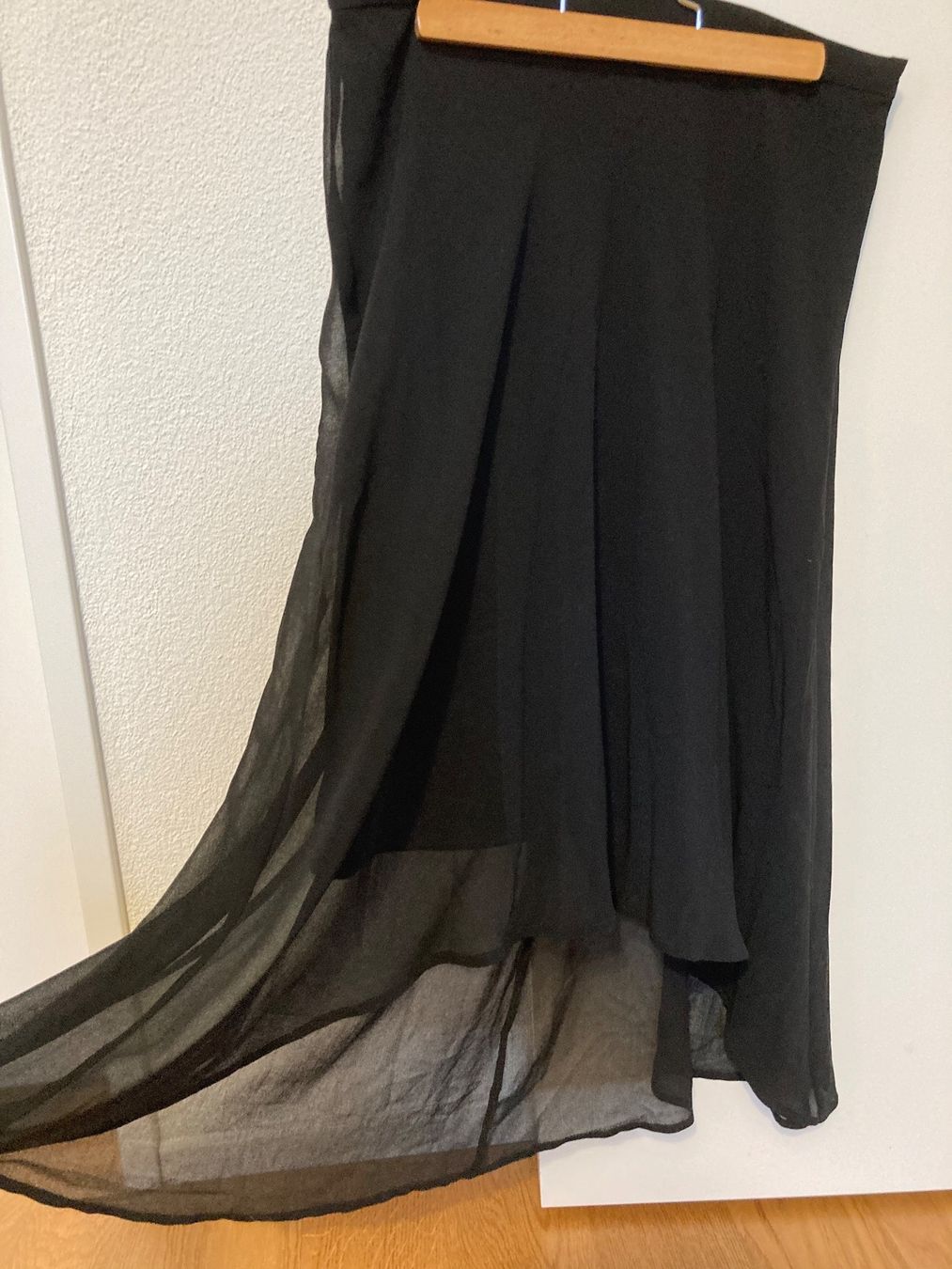 Gonne: NEU:leichter Rock schwarz Gr.38 – Nuovo (secondo la descrizione) da Stallikon venduto da dotka07