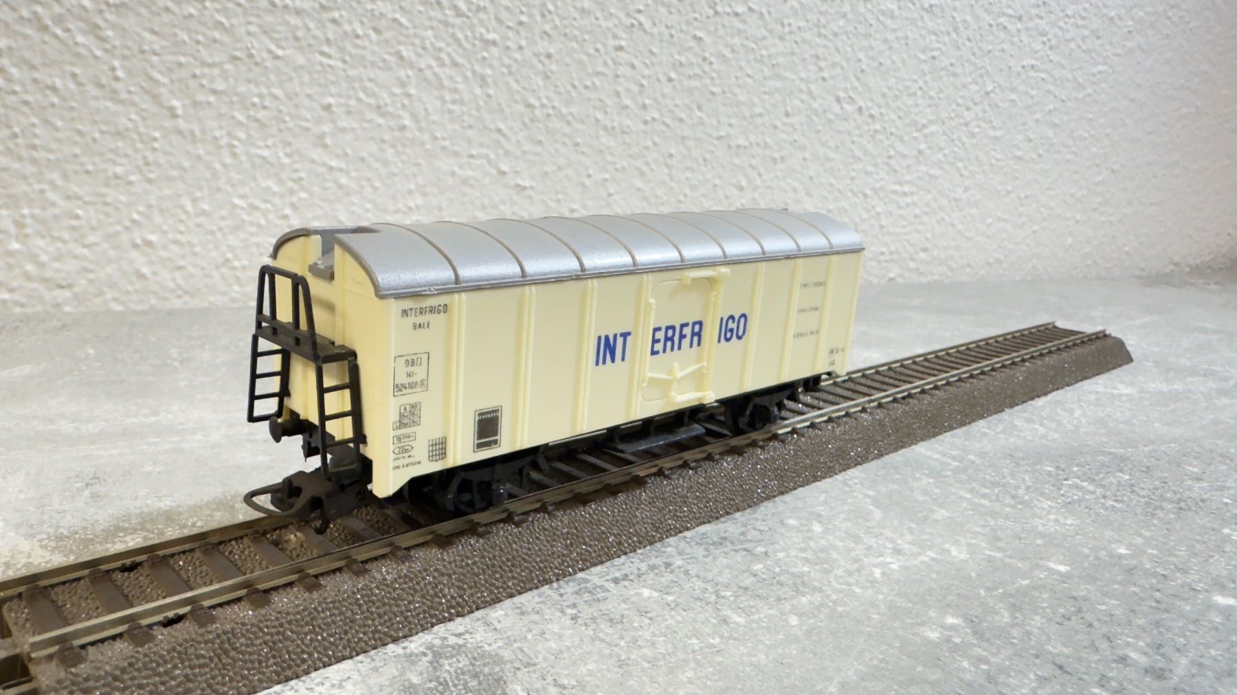 Liliput Modelleisenbahnen: Liliput oder Lima Kühlwagen H0 / DC – Gebraucht aus Windlach von Kelebra 3