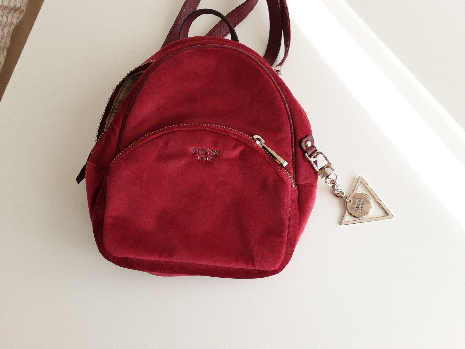 Guess Zaini: Guess Rucksack klein – Nuovo (secondo la descrizione) da Bern venduto da Javero 4