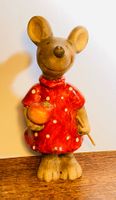 Süsse -Maus Figur, mit Apfel Keramik , Top Zustand