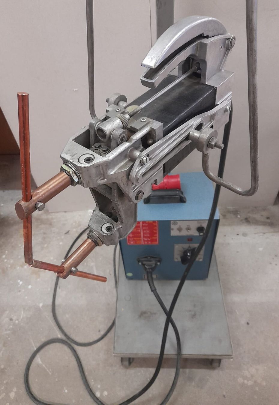 Saldatori: Schweisspunktmaschine – Usato da St. Gallen venduto da dap_pq5p