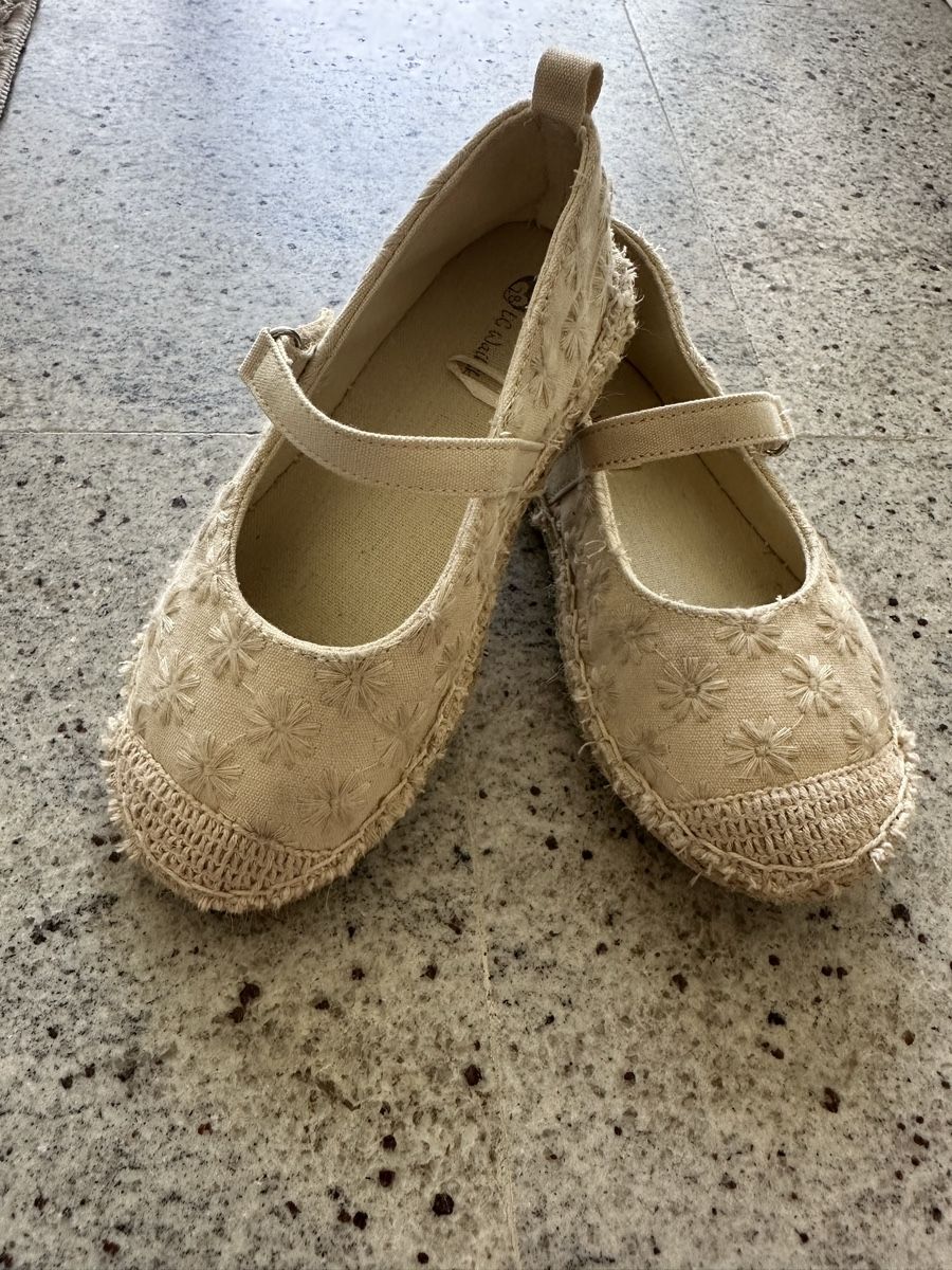 Schuhe für Mädchen: Ballerinas //Gr.28 – Gebraucht aus Böckten von ZokaAugust